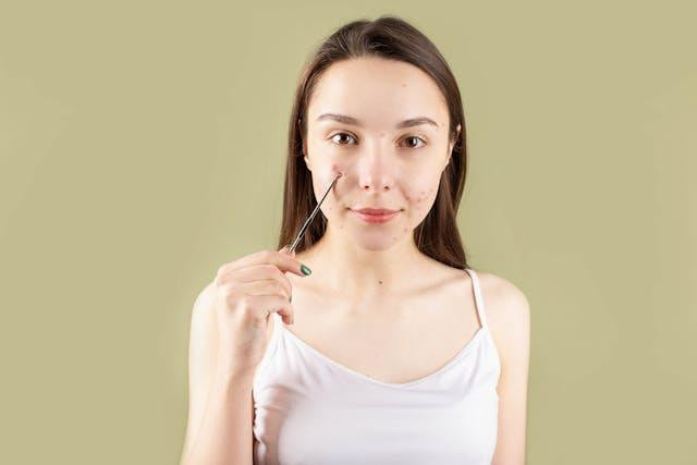 Acne Awareness Month: Understanding and Managing Acne Beauty Scent